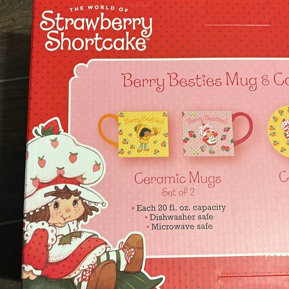 Strawberry Shortcake 🍓🍰 Berry Besties Mug and Coaster Set - Picture 4 of 6